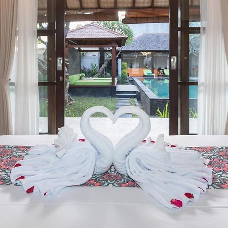 Villa Litera Seminyak Exteriör bild