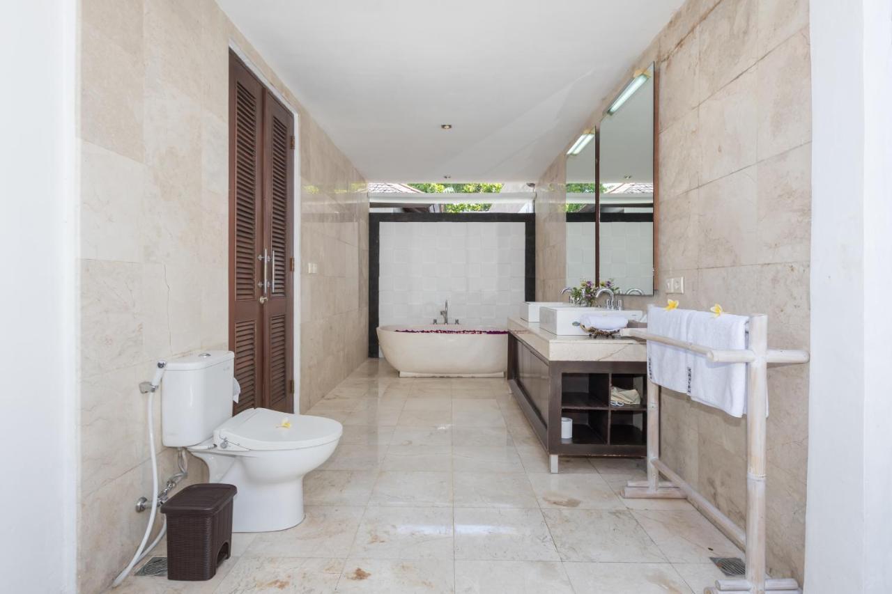 Villa Litera Seminyak Exteriör bild
